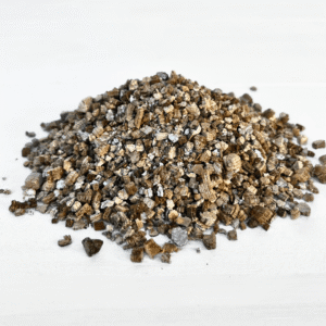 Bag of medium-grade vermiculite for horticultural use in soil conditioning and propagation.